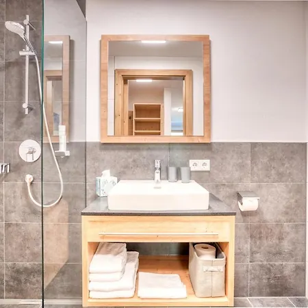 Hus23 With Wellness *