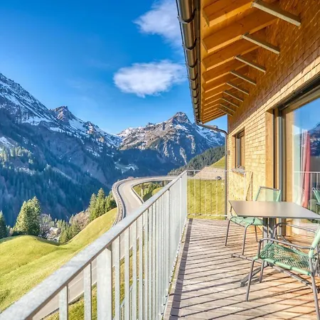 Hus23 With Wellness *