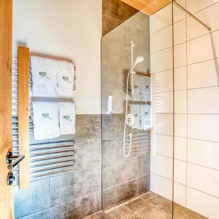 Hus23 With Wellness *